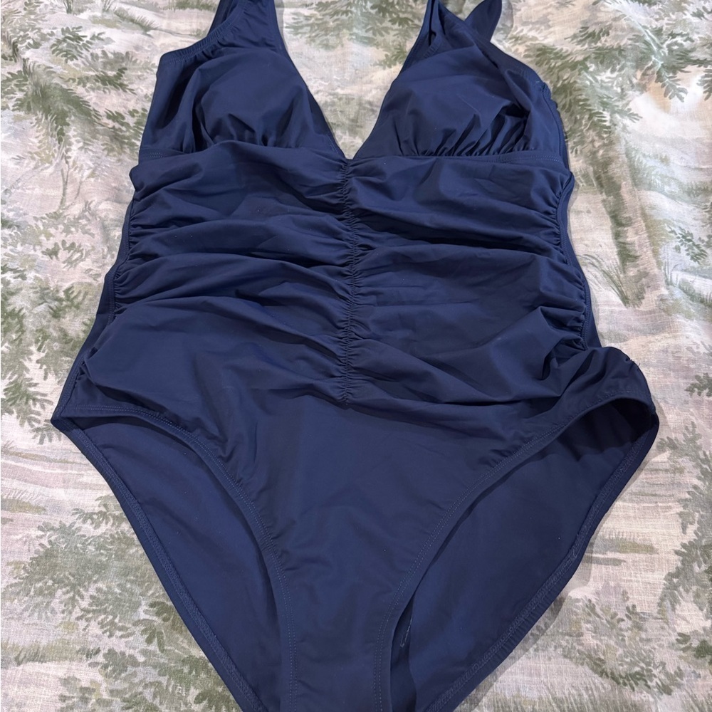 NWT Tommy Bahama Island Sculpt Swimsuit in Deep Blue - Picture 2 of 7